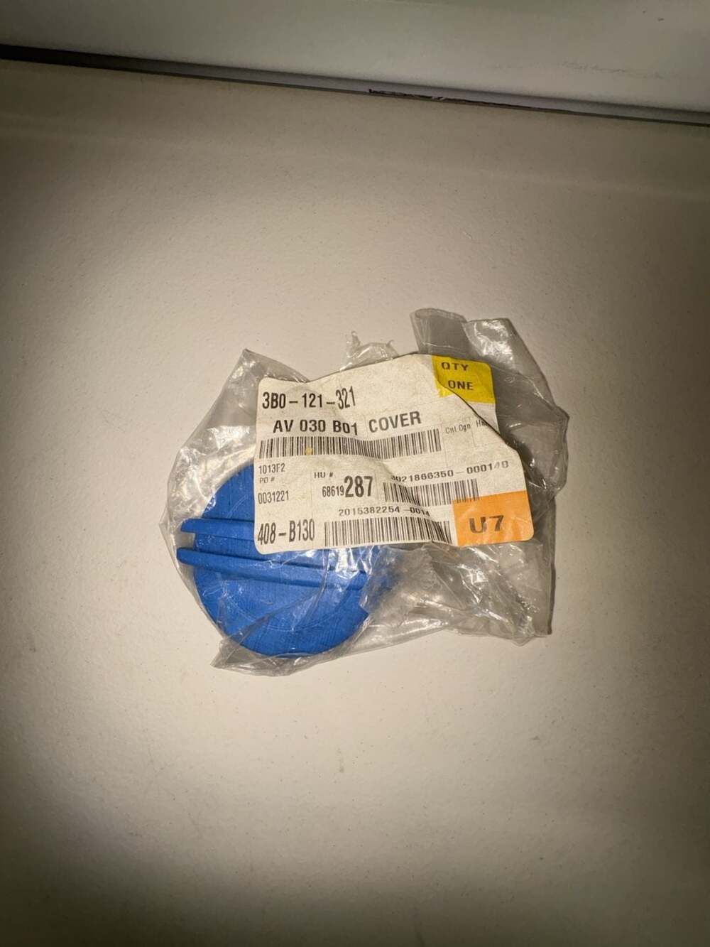 Volkswagen Coolant Reservoir Cap 3B0-121-321 Blue